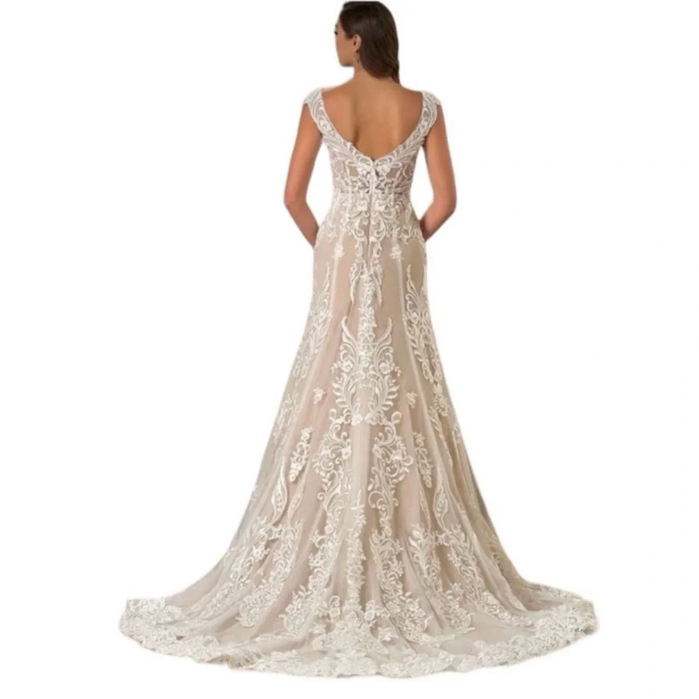 NWT Azazie Wedding Dress Diamond White W8 - Picture 2 of 2